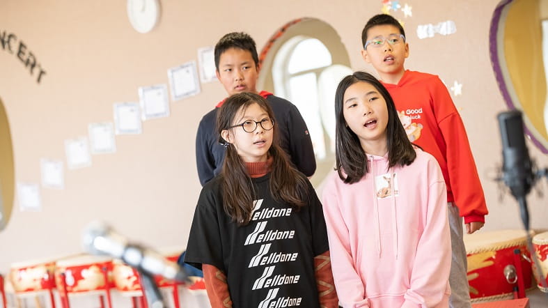 大连美国国际学校 |Outstanding Experiences - 07 - Feature Cards Pattern - Arts