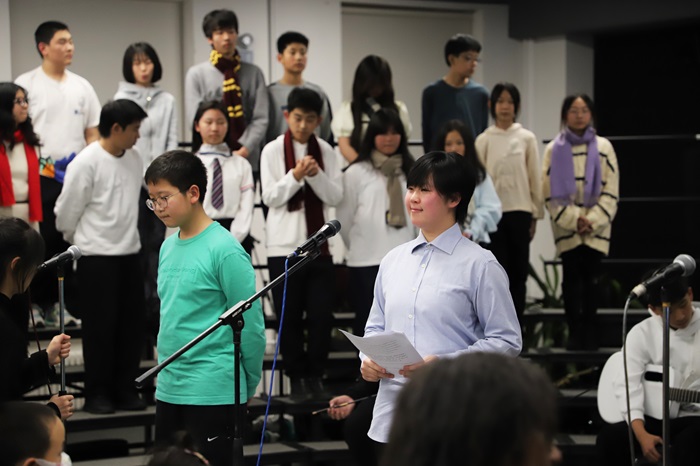 Middle school choir