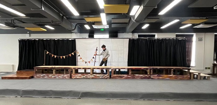 Stage
