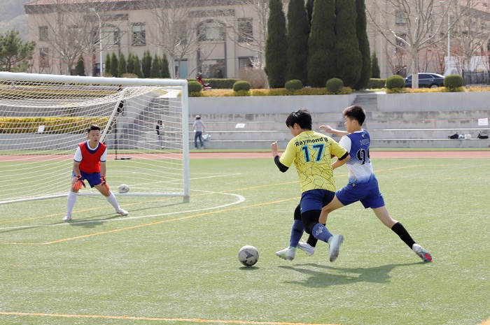 Soccer game Dalian vs Xiamen