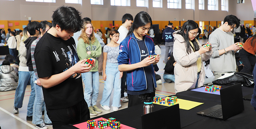 Rubic Cube competition