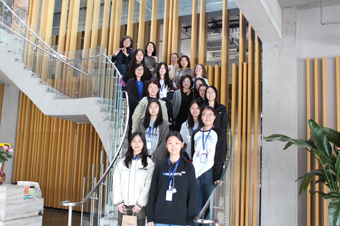 Female STEM students visiting Epoch company