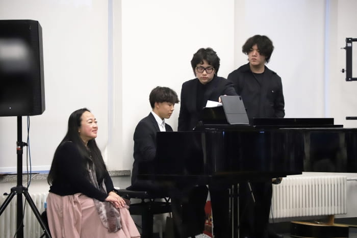 choir concert accompanist